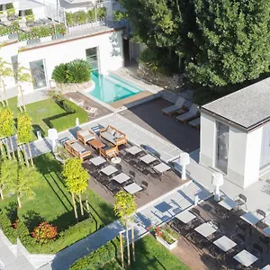 Palazzo Castri 1874 & Garden 4*, Florence Italy