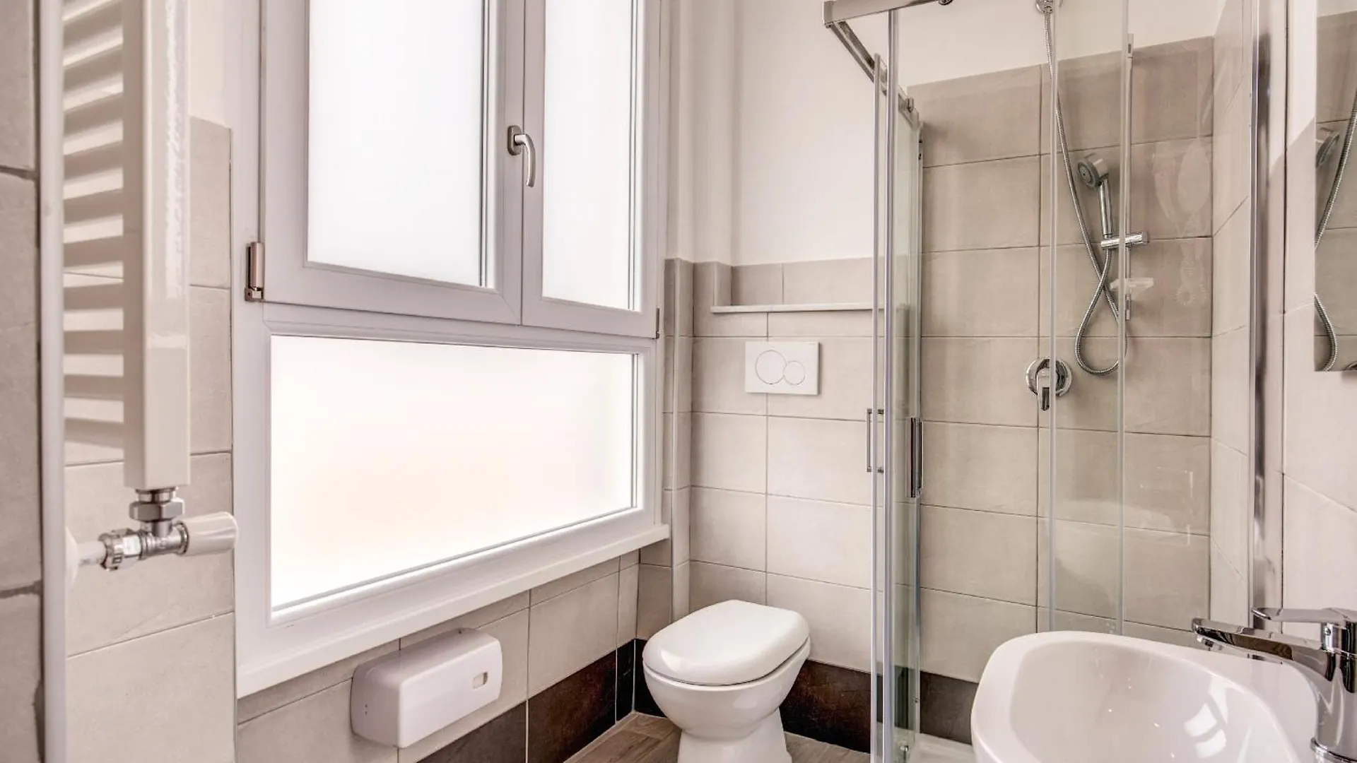 Pensión Floor 6 By Dot Suites Roma