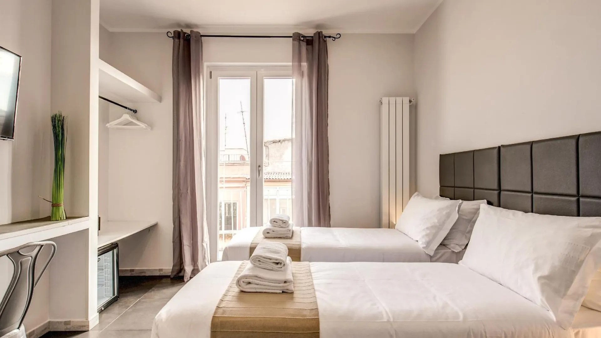 *** Pensión Floor 6 By Dot Suites Roma Italia