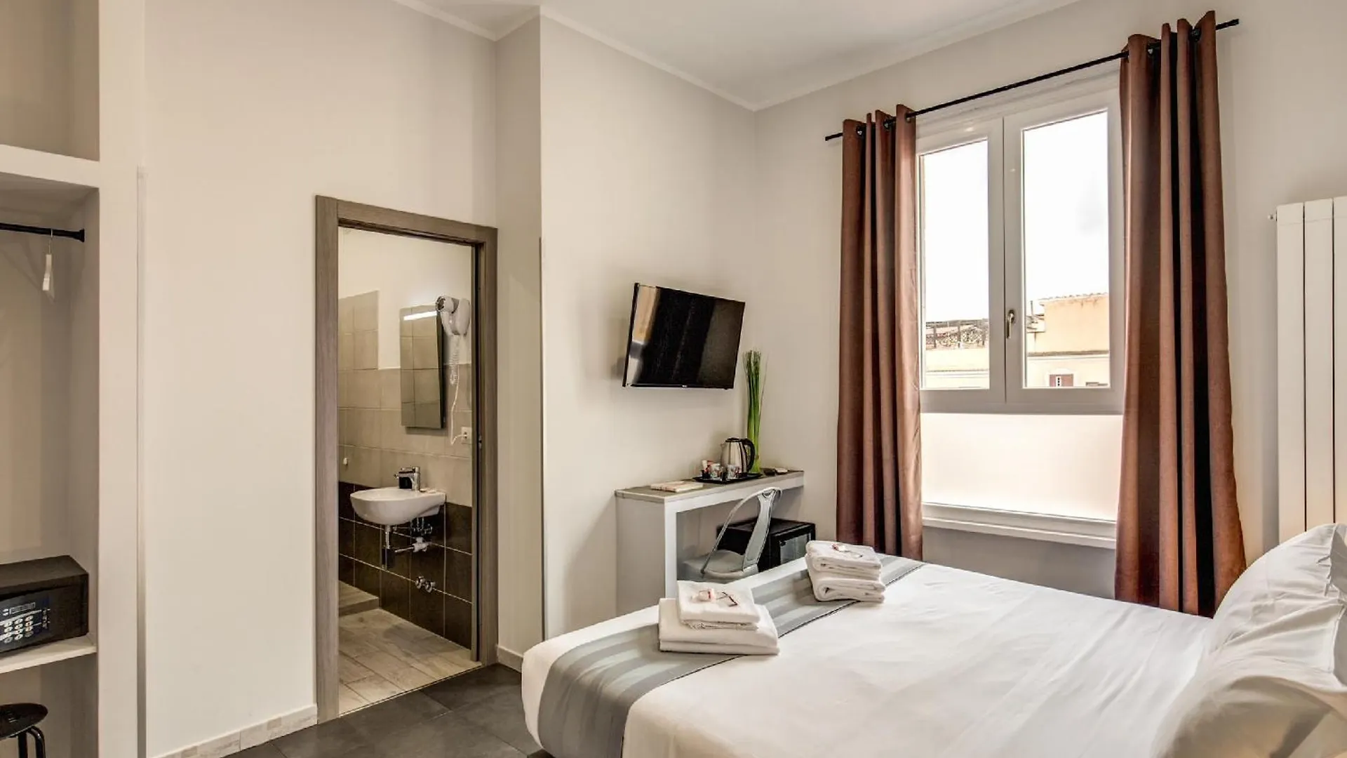 Pensión Floor 6 By Dot Suites Roma