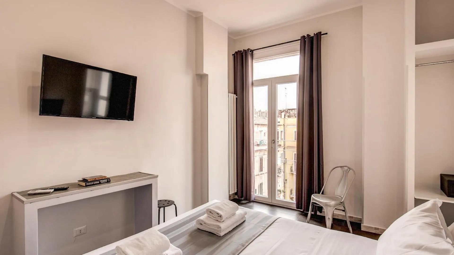 Pensión Floor 6 By Dot Suites Roma