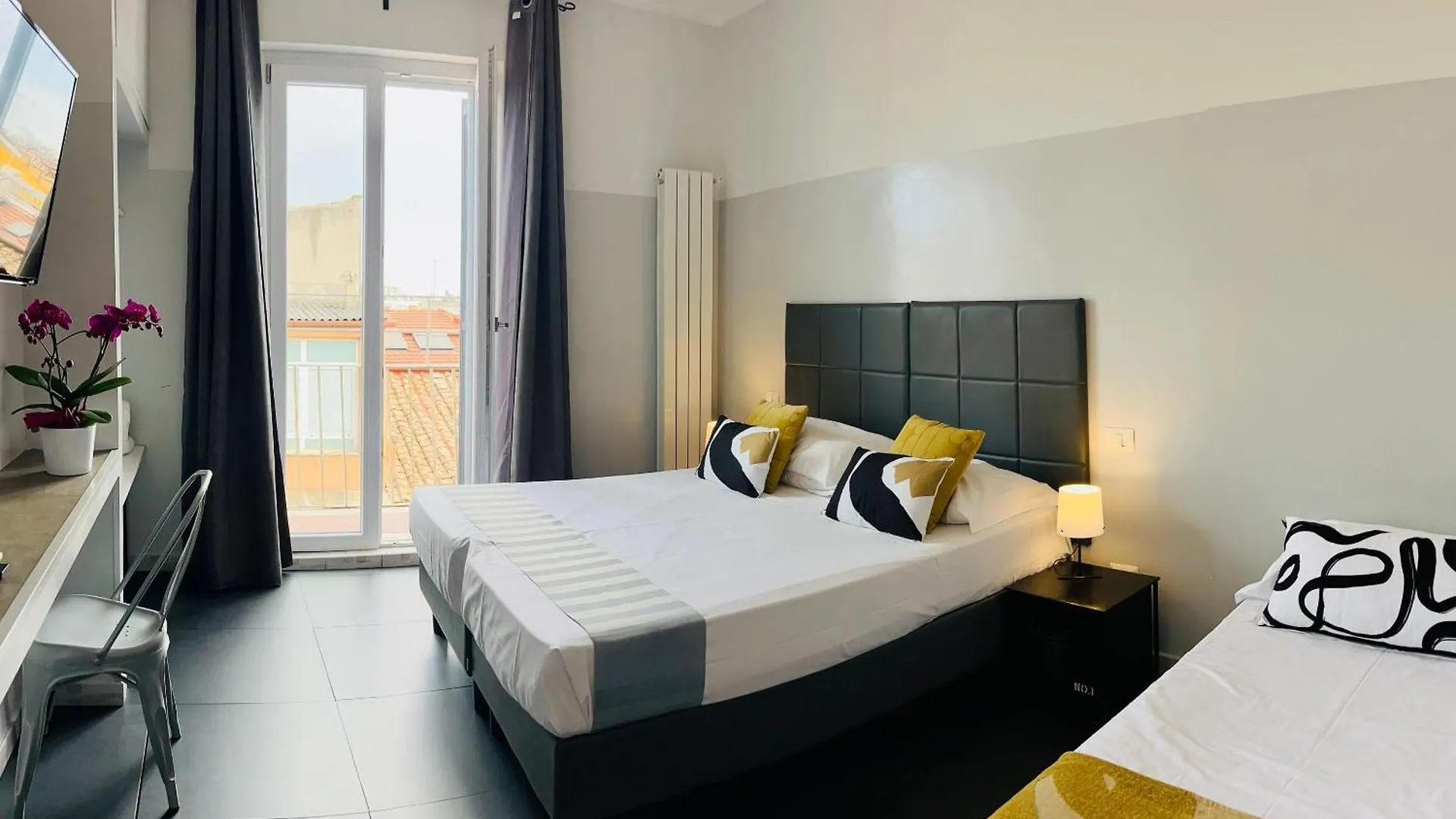 Floor 6 By Dot Suites Rome 3*,  Italy