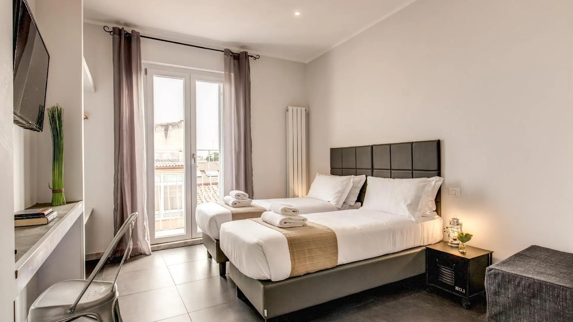 *** Pensionat Floor 6 By Dot Suites Rom Italien