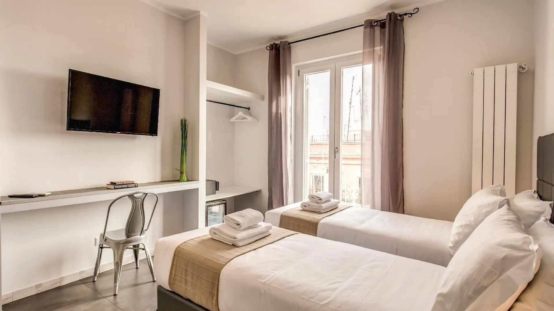 Floor 6 By Dot Suites Rom Pensionat